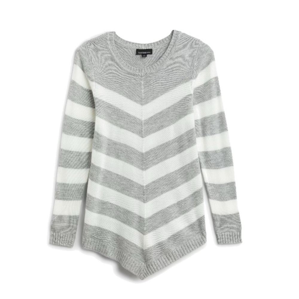 Stitch Fix FORTUNE & IVY Rainer Chevron Color Block Pullover size L Light Grey
